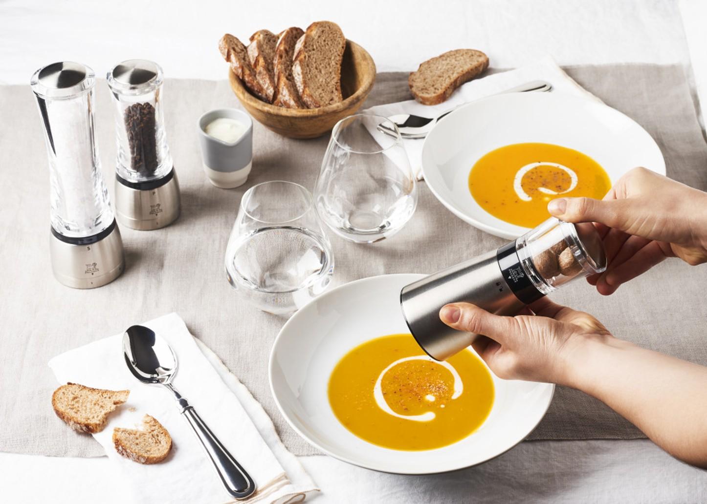 Mlynček na muškátový oriešok, Daman, 15 cm