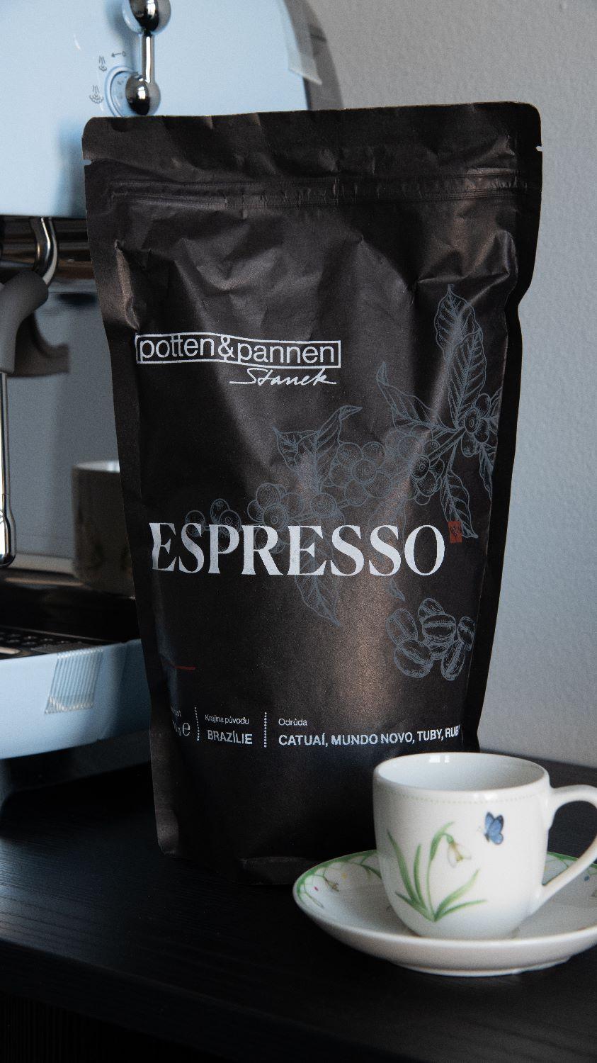 Čerstvo pražená zrnková káva, 500 g