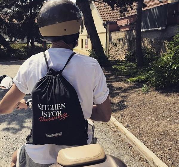 Young Monarch KIFD Stahovací batůžek s potiskem P&P