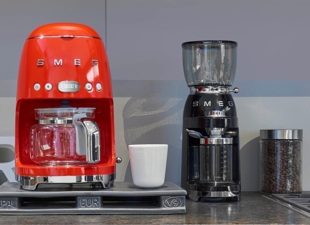 Prekvapkávač na kávu 50´s Retro Style, biela