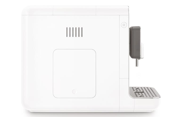 SMEG Automatický kávovar na espresso/cappuccino 19 barů / 1,4l bílý  (EOL)