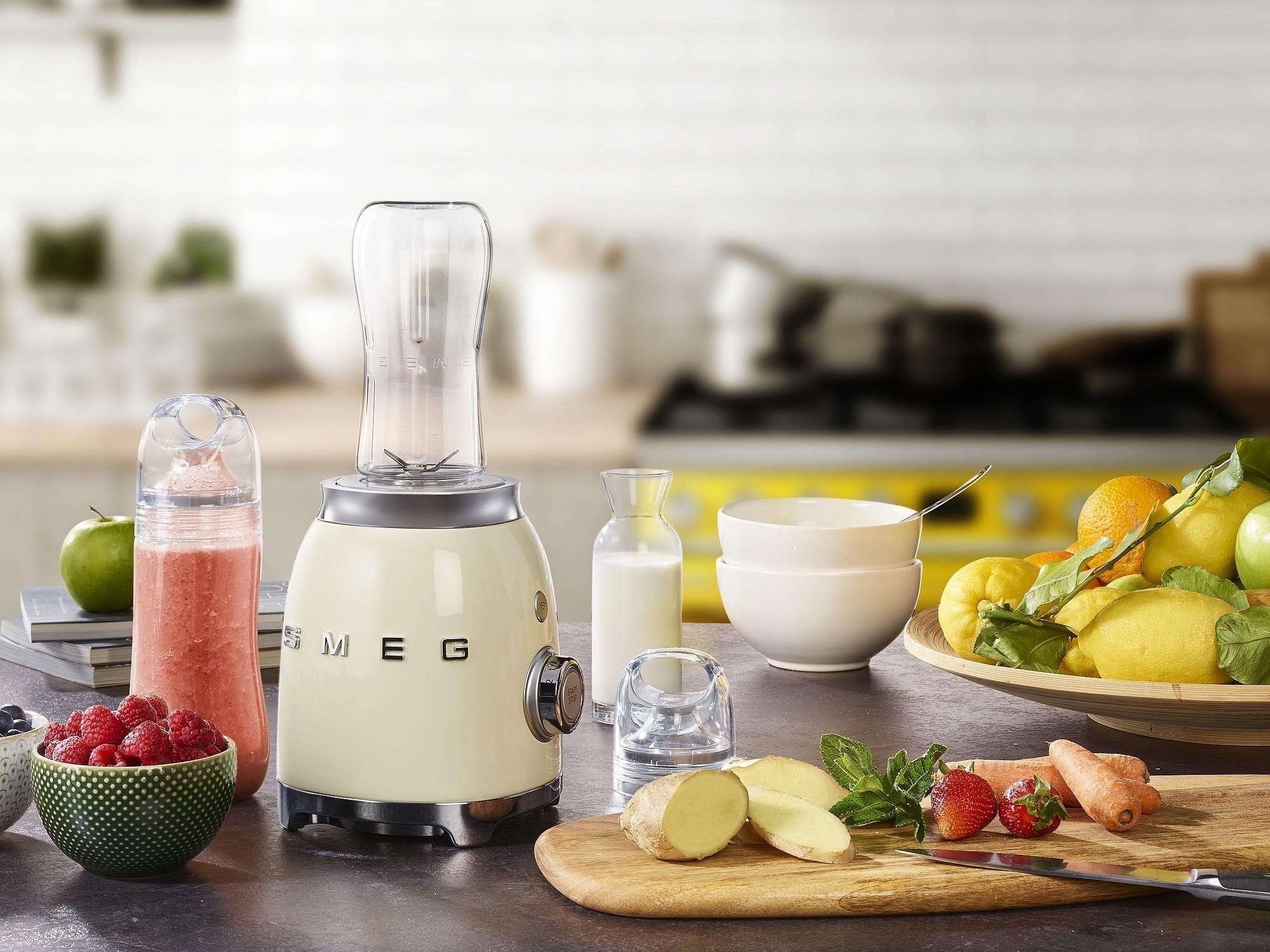 SMEG To Go Tritanová láhev 600ml k mixéru BLF01 (EOL)