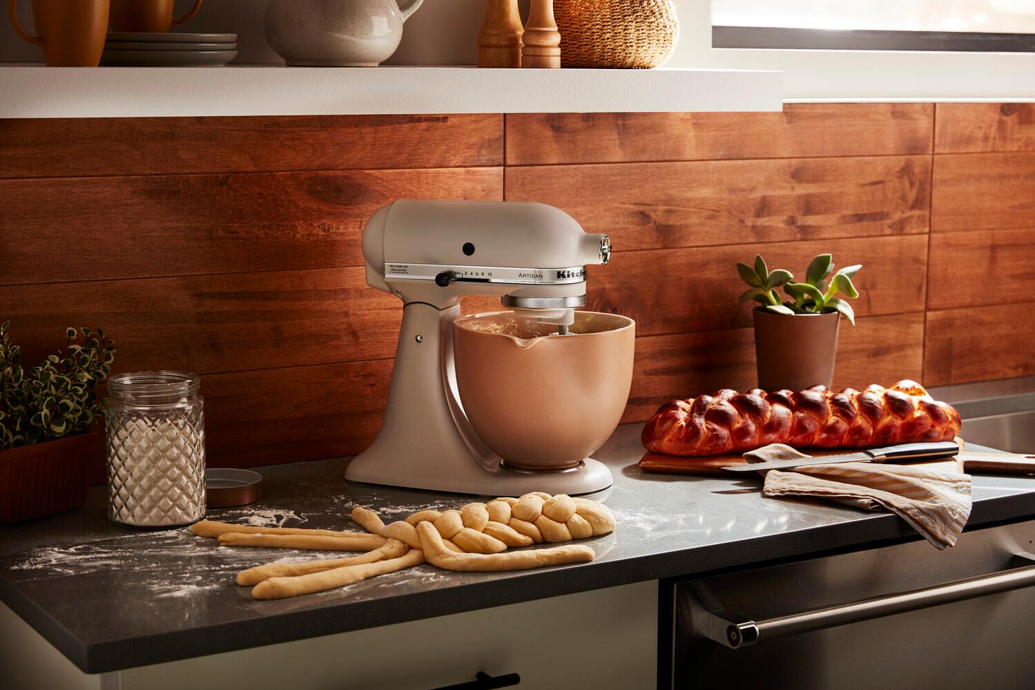 KitchenAid Keramická mísa 4,83l bílá mocca 