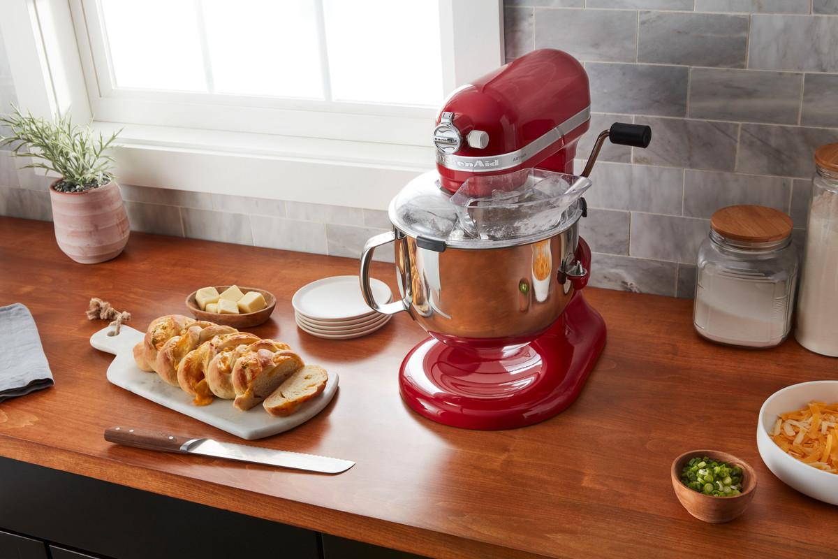 KitchenAid Nalévací štít s bezpečným dosednutím k modelu Heavy Duty 6,9 l 