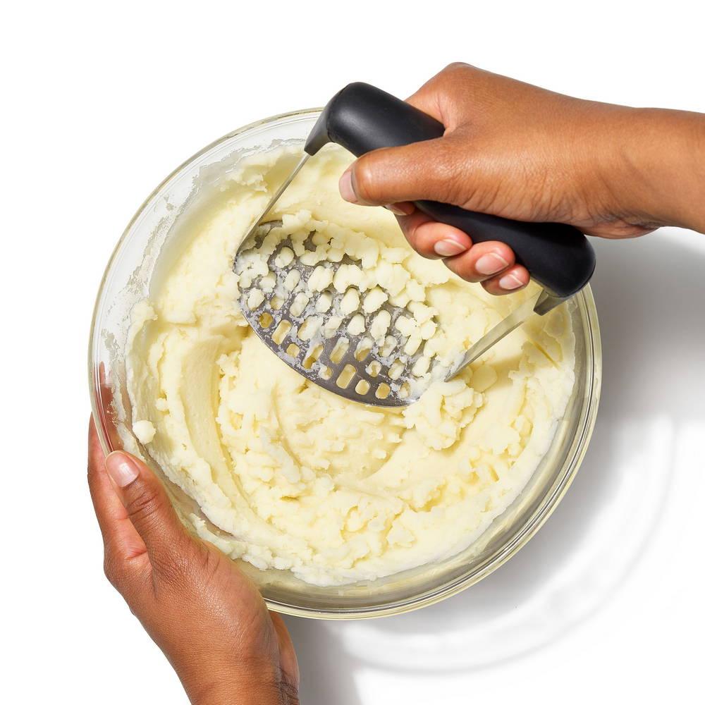 Mačkadlo na zemiaky Good Grips