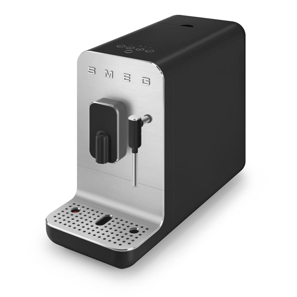 SMEG Automatický kávovar na cappucino 19 barů / 1,4l (EOL)