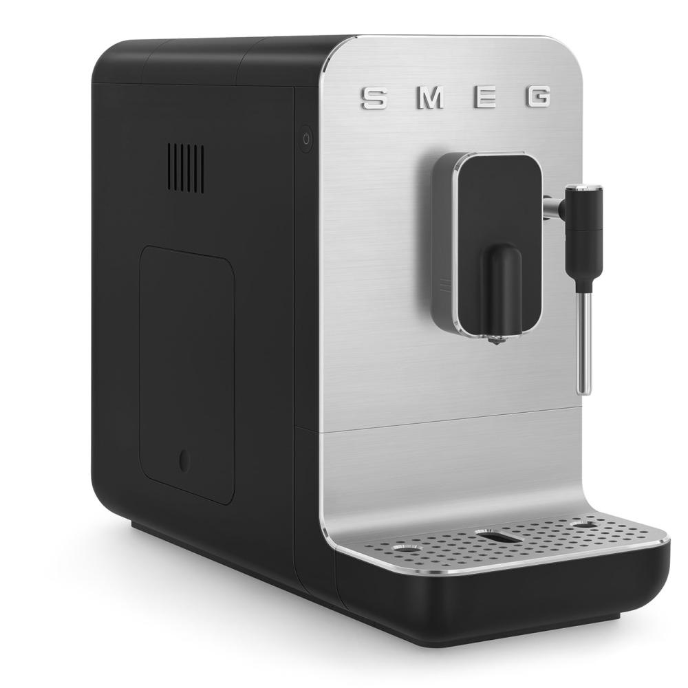 SMEG Automatický kávovar na cappucino 19 barů / 1,4l (EOL)