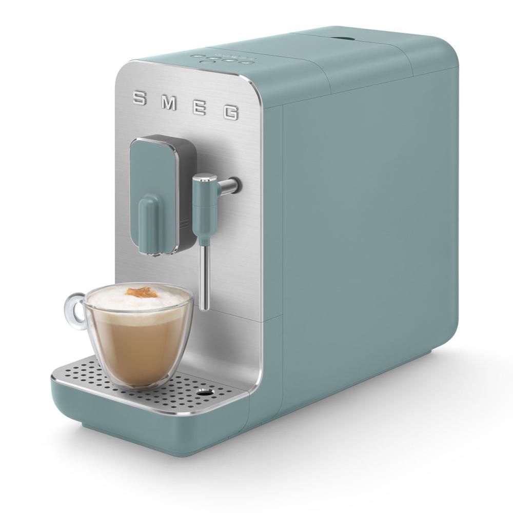 SMEG Automatický kávovar na cappucino 19 barů / 1,4l (EOL)