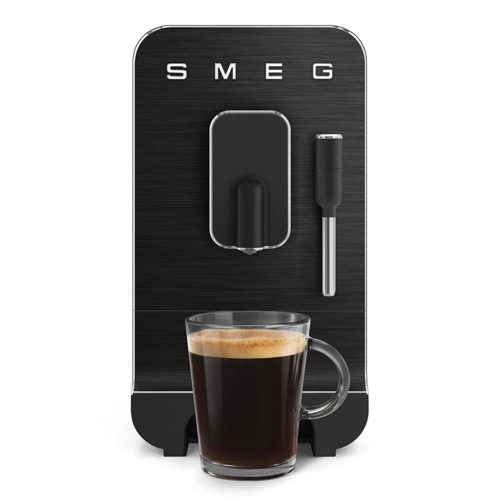 SMEG Automatický kávovar na cappucino 19 barů / 1,4l (EOL)