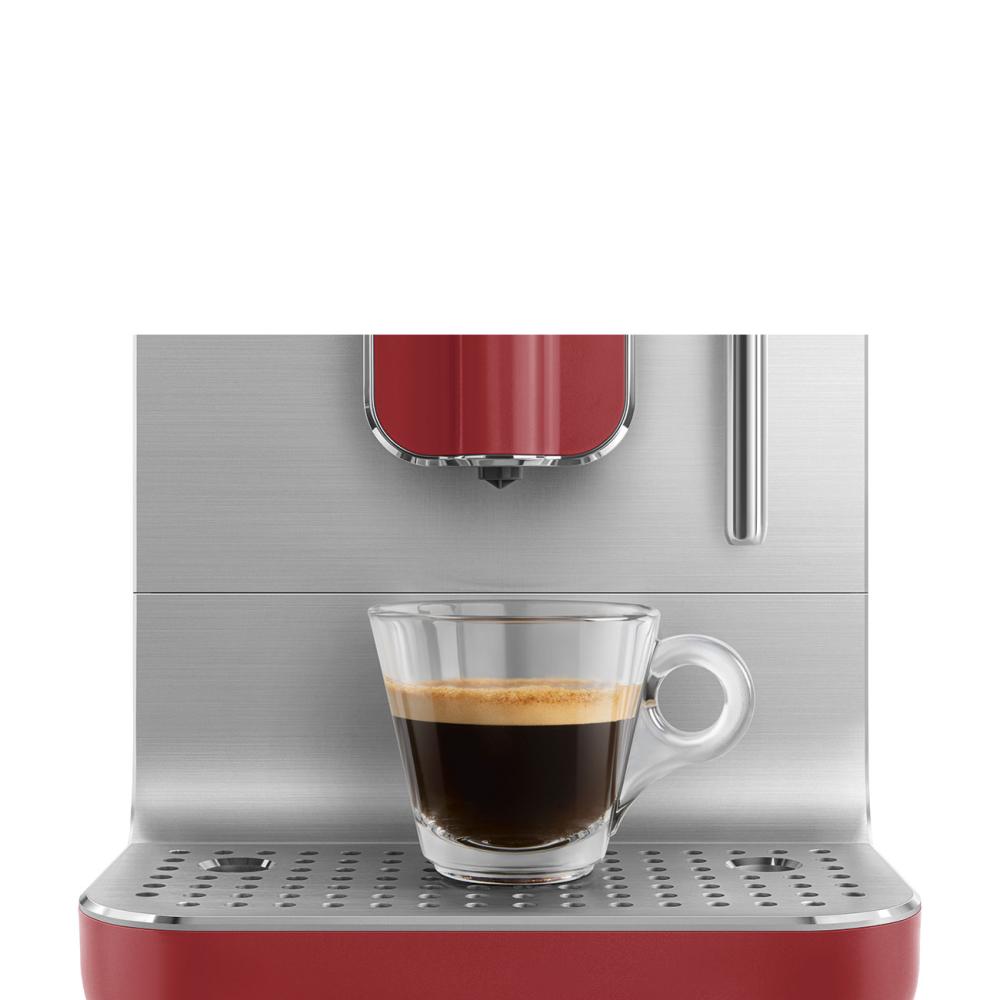 SMEG Automatický kávovar na cappucino 19 barů / 1,4l (EOL)