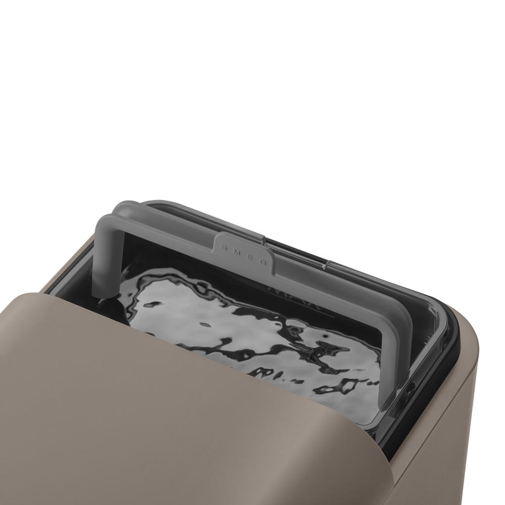 SMEG Automatický kávovar na cappucino 19 barů / 1,4l (EOL)