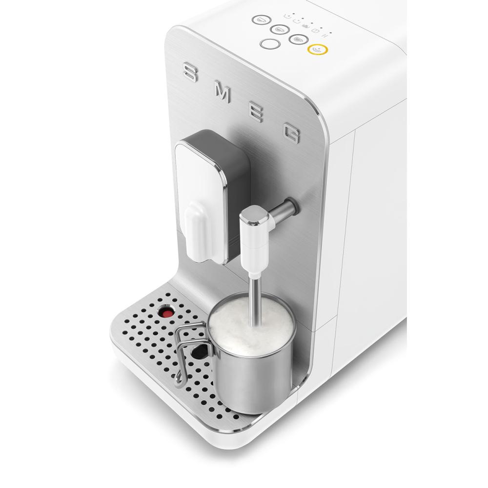 SMEG Automatický kávovar na cappucino 19 barů / 1,4l (EOL)