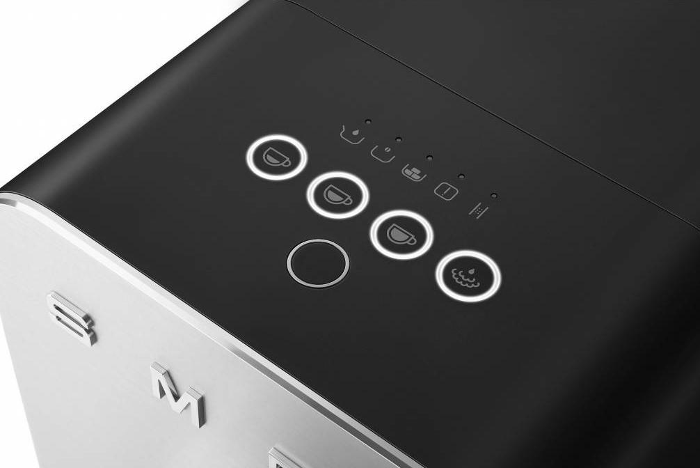 SMEG Automatický kávovar na cappucino 19 barů / 1,4l (EOL)