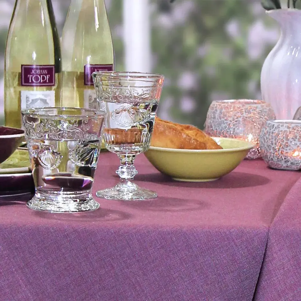 Obrus s úpravou proti škvrnám Loft, 135 x 170 cm, fuchsia