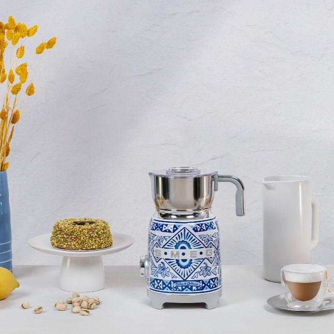 Dolce&Gabbana Napeňovač mlieka Blu Mediterraneo 