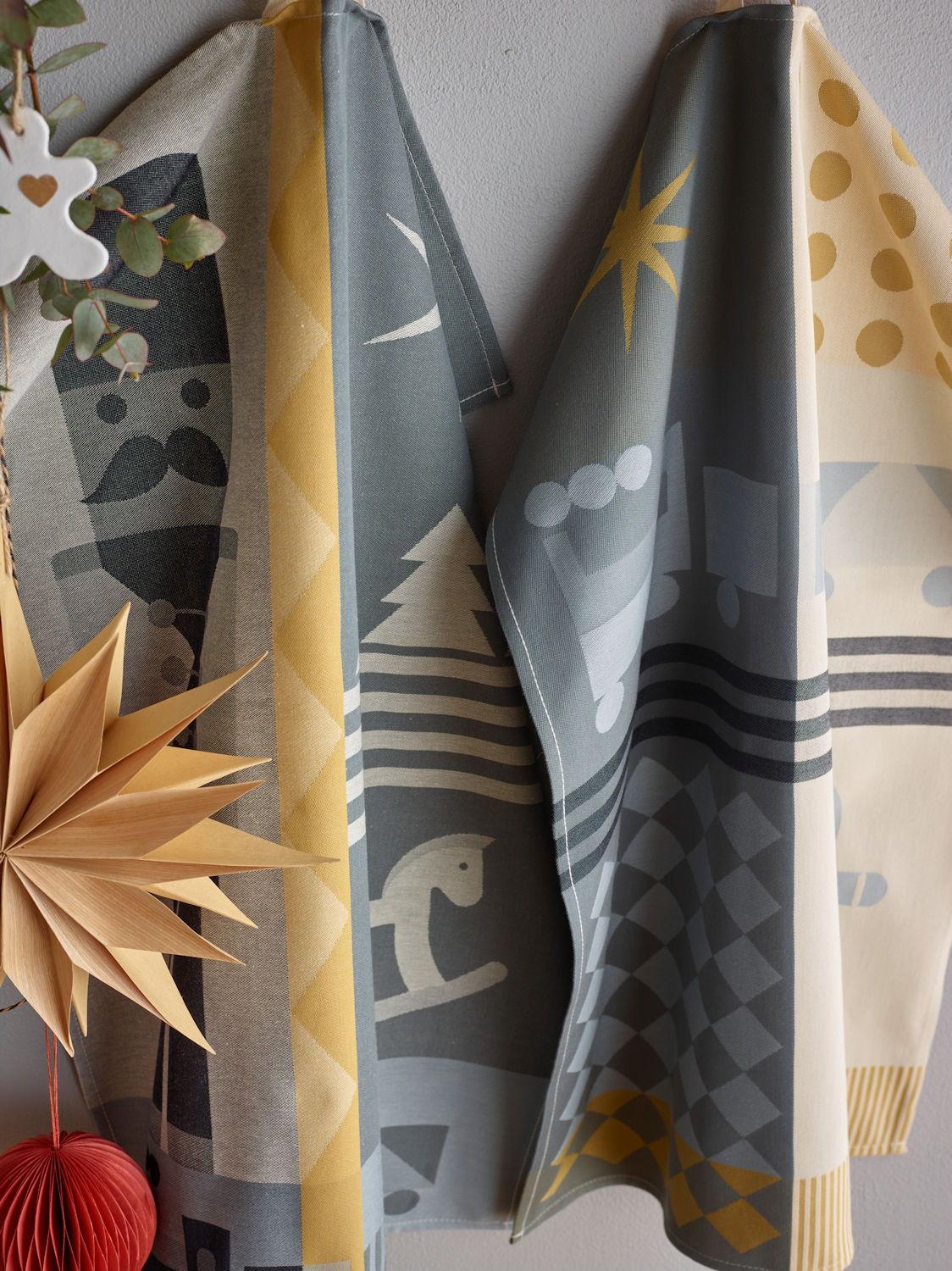 Sander Skytrain 50x70 eckig - 34 graphite -Utěrka