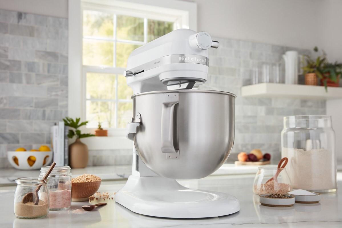 Kuchynský robot Artisan 5KSM70SHX, so zdvíhacou misou 6,6 l, červená metalíza