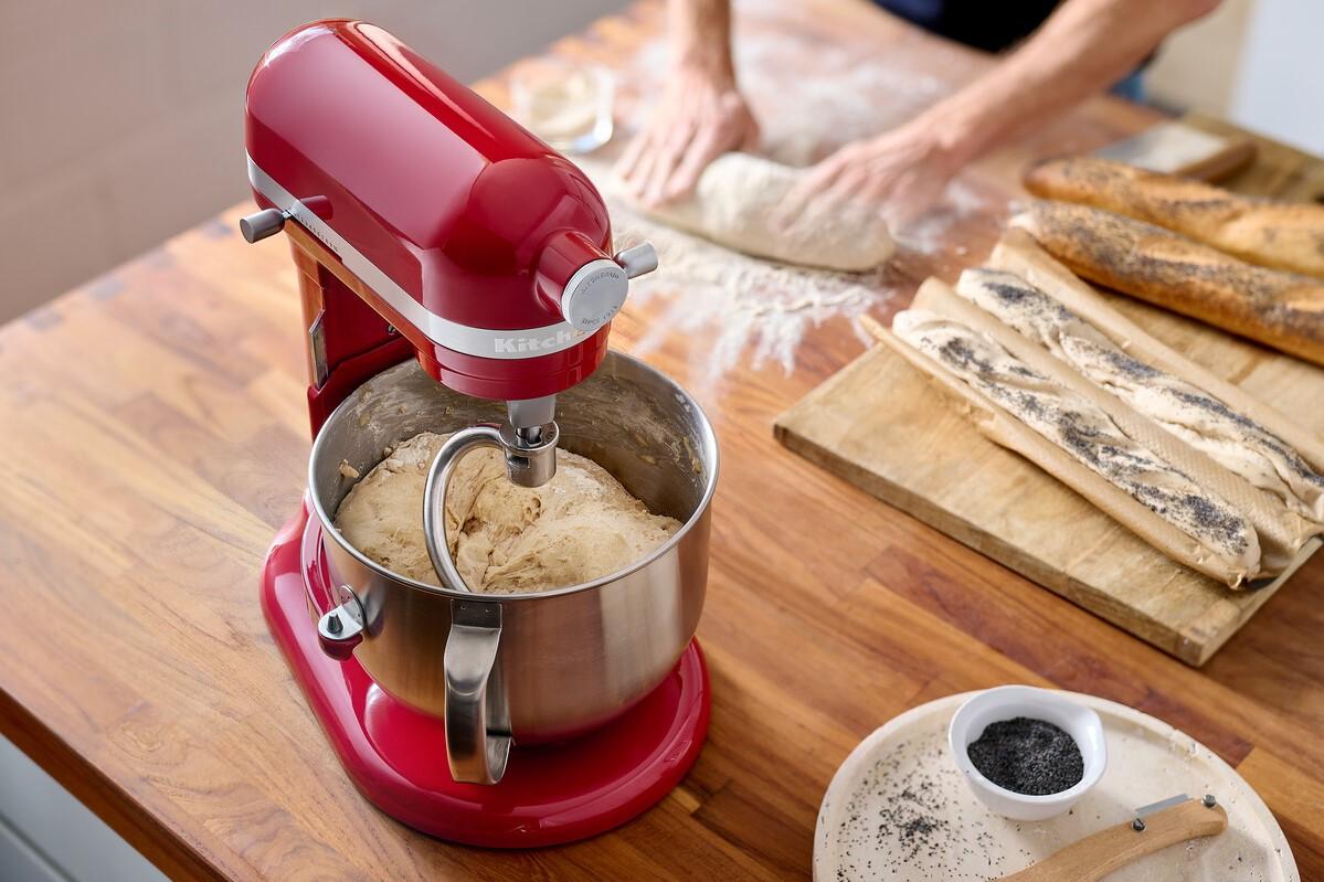 Kuchynský robot Artisan 5KSM70SHX, so zdvíhacou misou 6,6 l, červená metalíza