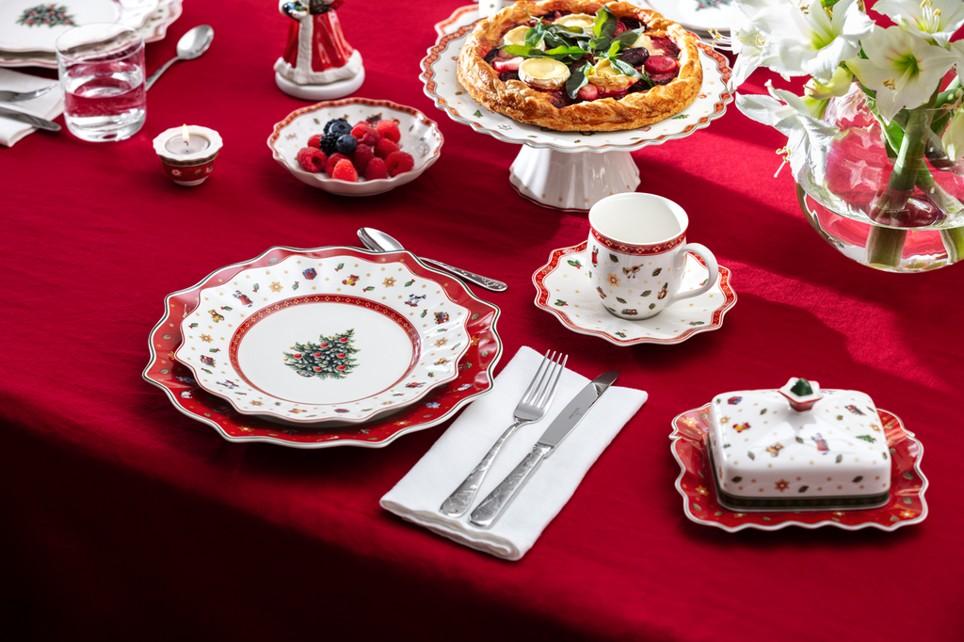 Sada vianočných nerezových príborov Toy´s Delight, 30 ks