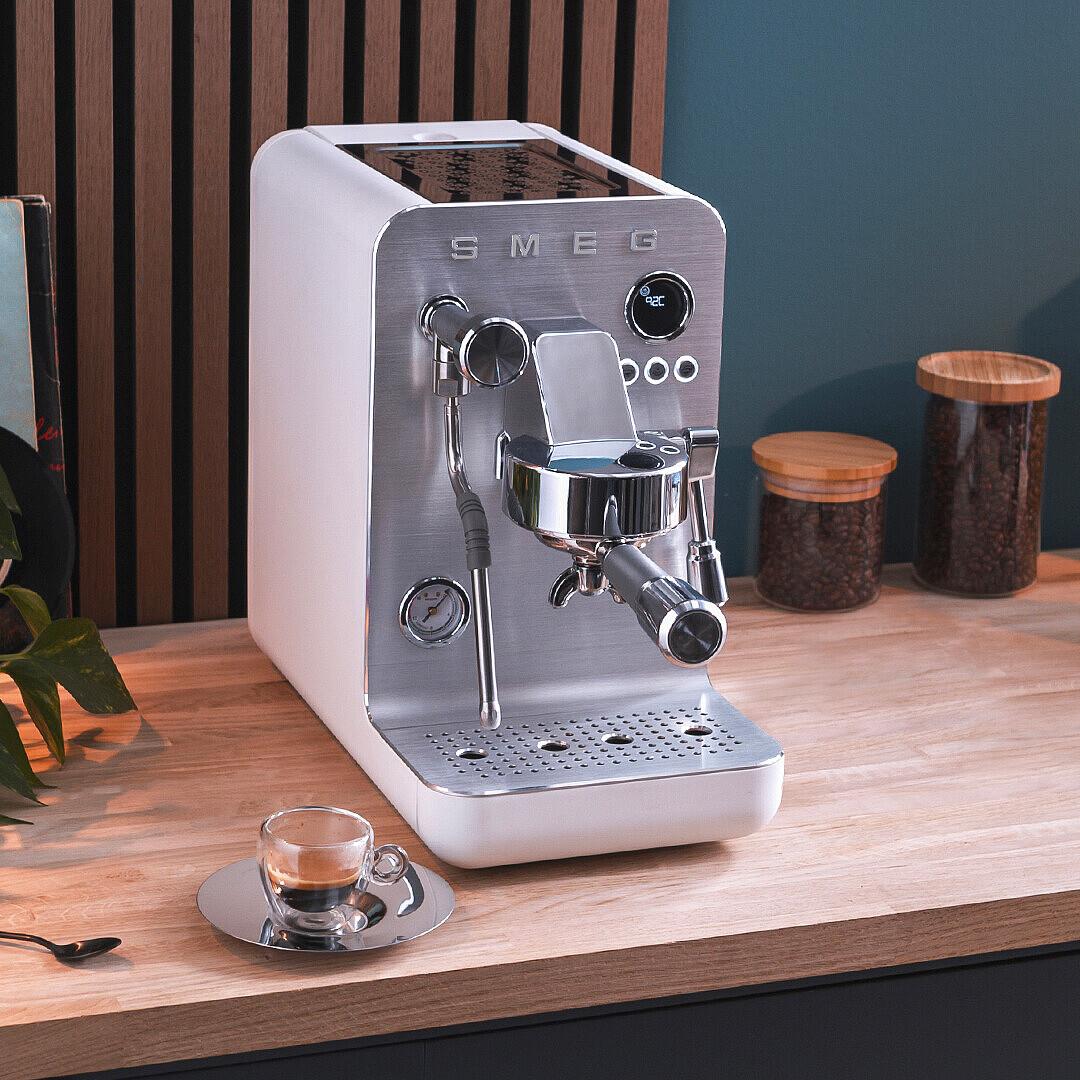Ručný pákový kávovar Minipro espresso EMC02, čierna