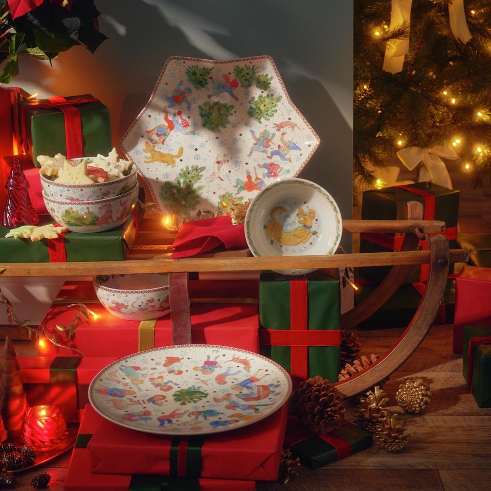 Veľký vianočný tanier v tvare hviezdy, Vianočné radovánky, Ø 34 cm