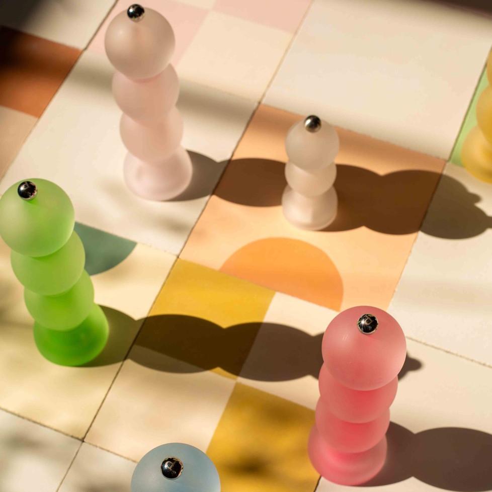 Akrylový mlynček na soľ alebo korenie Bobbin Frosty, 24 cm, zelený