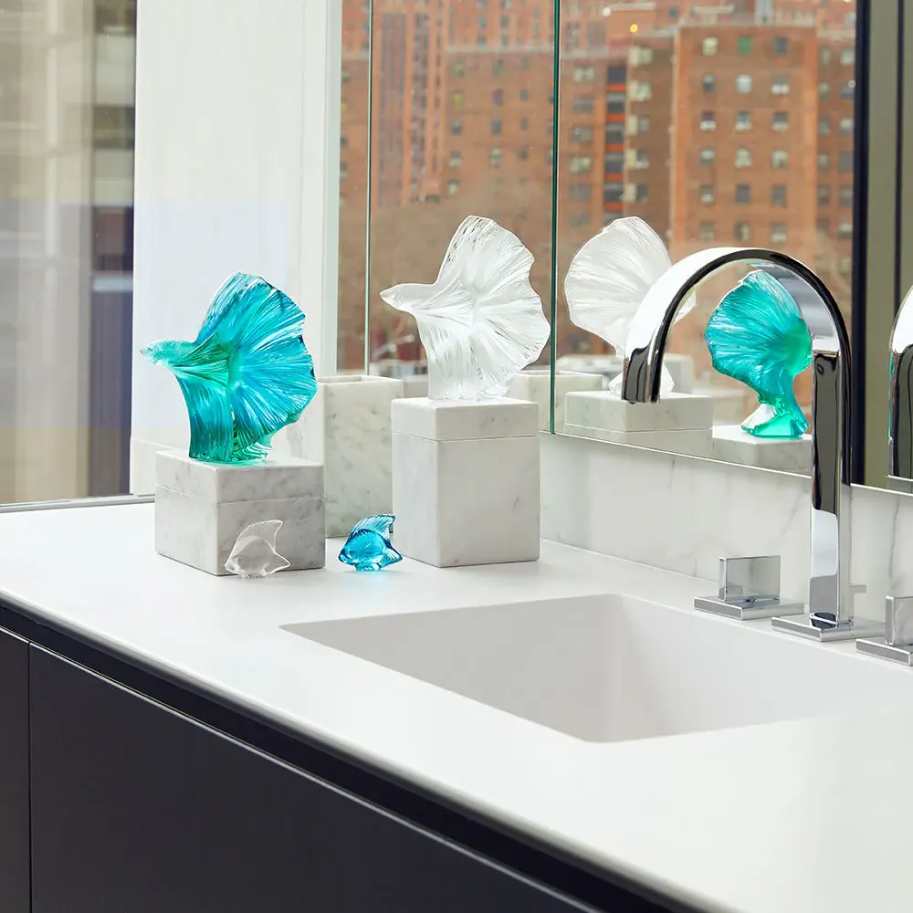 LALIQUE Decorative figurka ryby šedá 