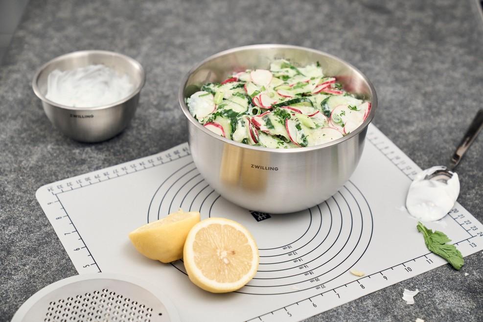 Súprava vákuovacích nerezových mís s vekami Fresh & Save, Ø 12 / 18 / 24 cm, 3 ks