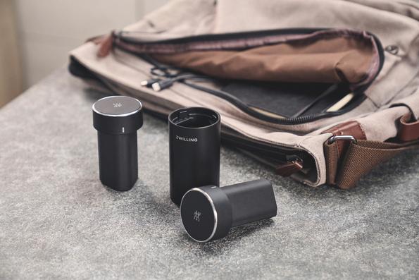 Nabíjačka / powerbanka Enfinigy XTEND, čierna