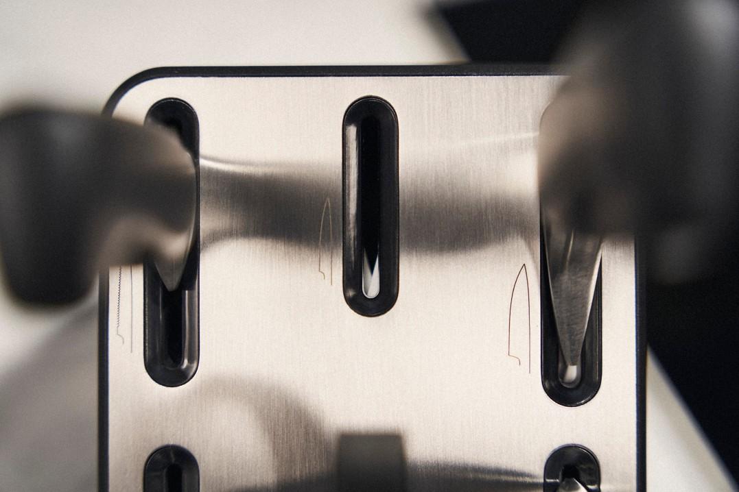 Samoostriaci blok s nožmi a nožnicami Four Star, 7 ks, antracitová