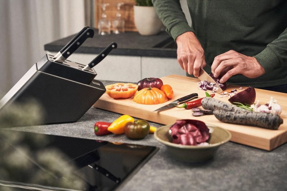 Samoostriaci blok s nožmi a nožnicami Professional "S", 7 ks, antracitová