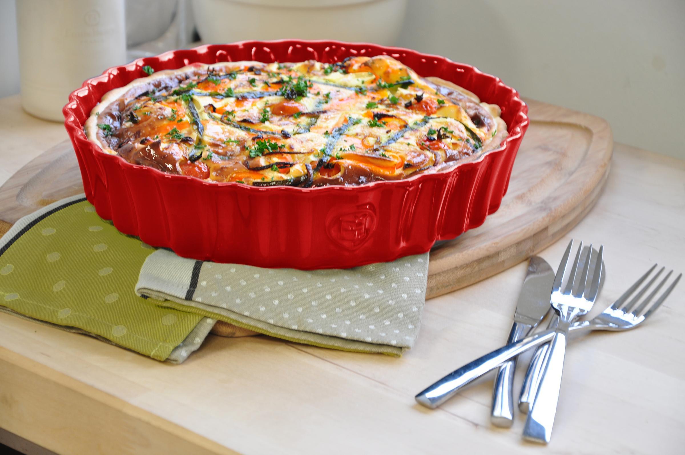 Súprava foriem na koláče, Ø 28 cm slonovinová kosť + Ø 24,5 cm granátová