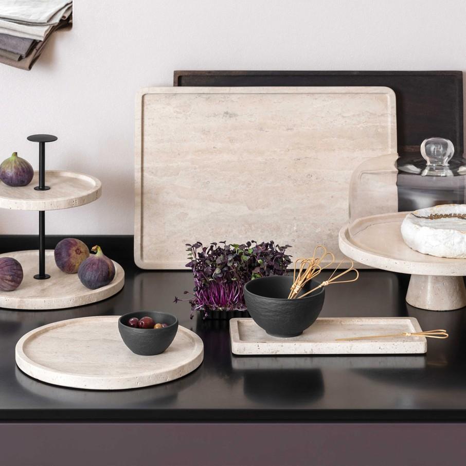 Servírovací podnos z prírodného kameňa Manufacture Travertine, Ø 24,5 cm