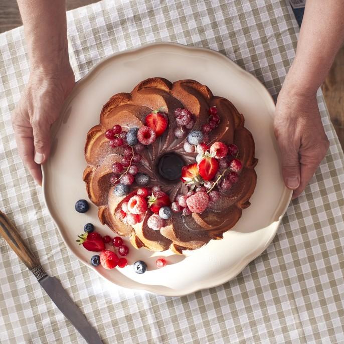 Keramický servírovací podnos Madeleine, Ø 31 cm, slonová kosť