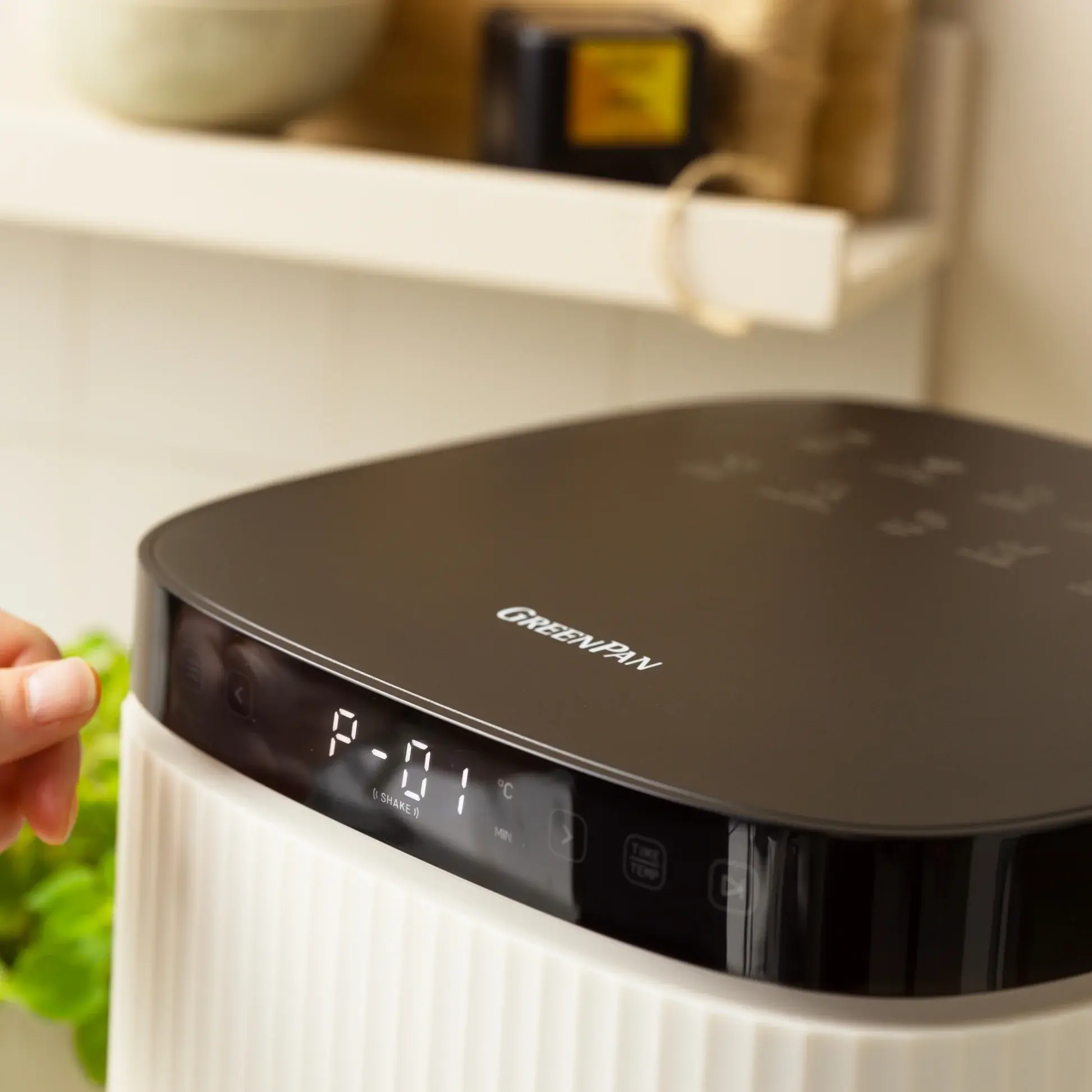 Teplovzdušná fritéza Bistro Silhouette, 5,0 l, krémová