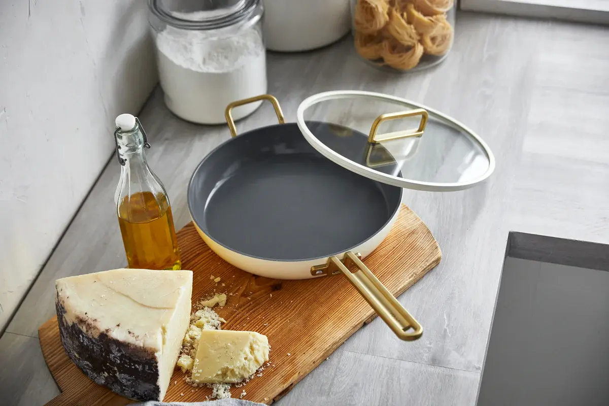 Nepriľnavá keramická panvica s pokrievkou, Stanley Tucci, Ø 30 cm, krémová