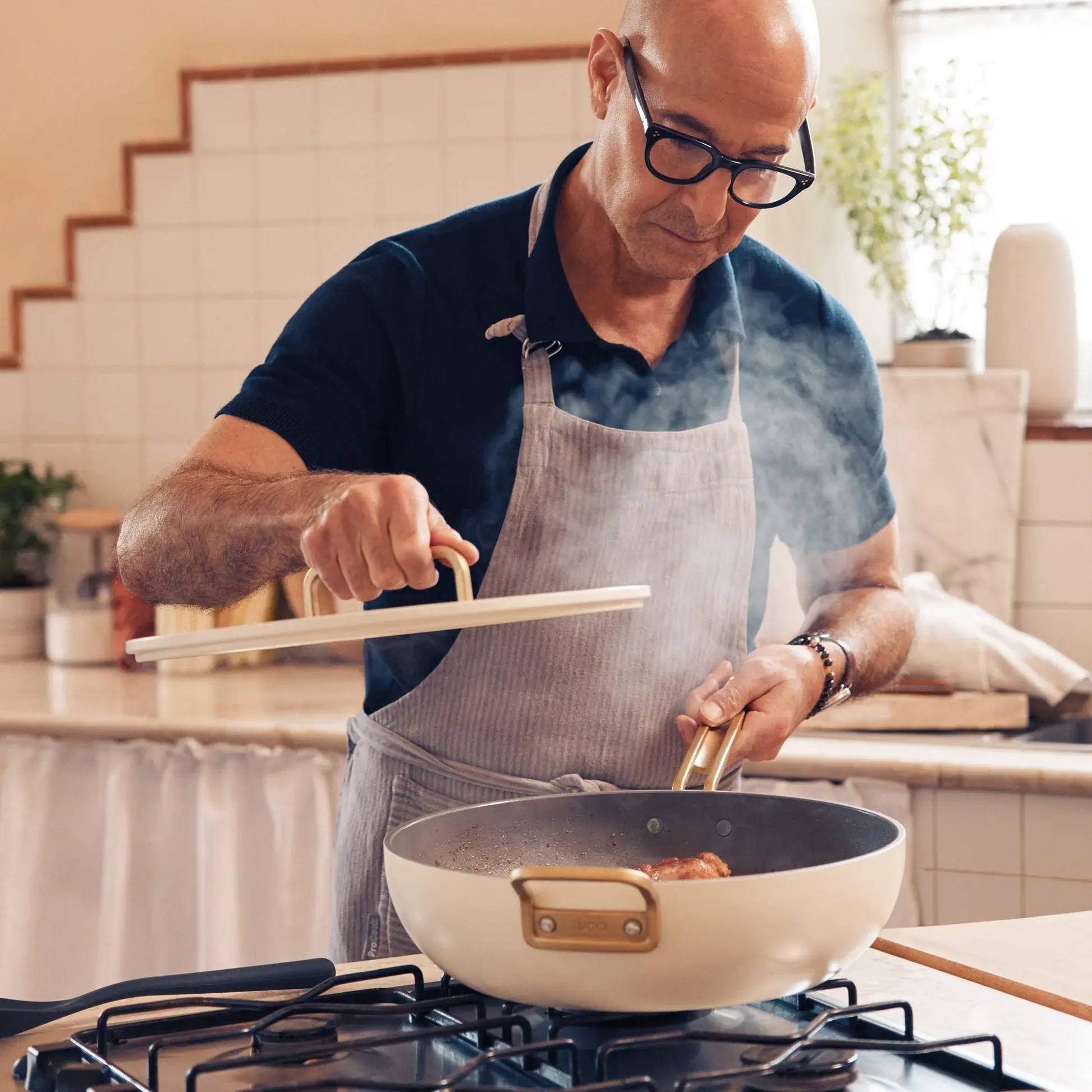 Nepriľnavá keramická soté panvica s pokrievkou, Stanley Tucci, Ø 30 cm, krémová