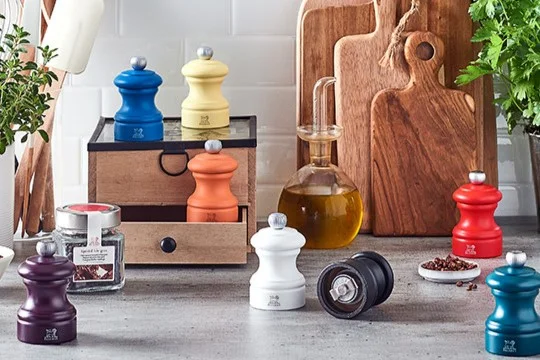 Mlynčeky na korenie Peugeo