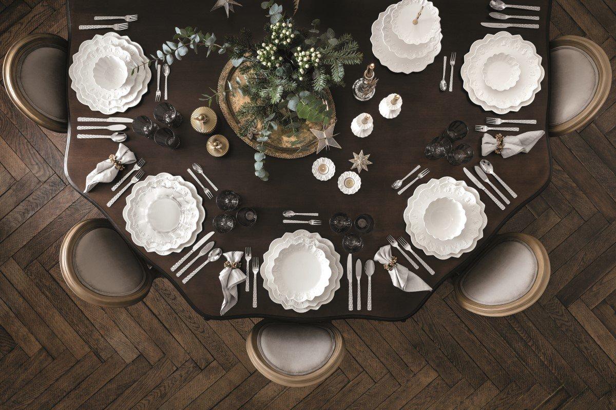 Krásne a slavnostné stolovanie